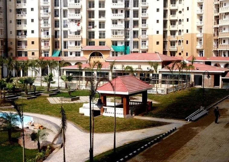 Amrapali Silicon City